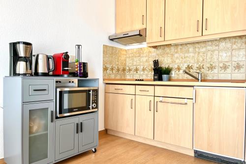 Langeoog Ferienwohnung Us Langeoog - An den Hellerwiesen - An den Hellerwiesen Küchenzeile