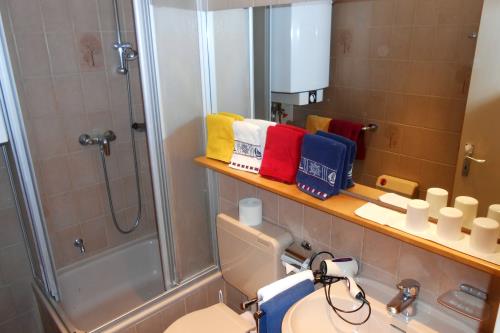 Langeoog Ferienwohnung Appartementhaus Birkenhof - A/201 - App A Bad