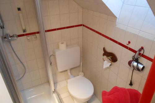 Langeoog Ferienwohnung Appartementhaus Buddelei  - 9/109 - App 9 Bad sauber und hell