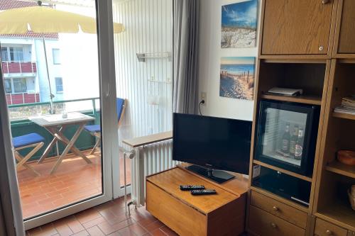 Langeoog Ferienwohnung FeWo Kurth - Wohnzimmer mit kalten Getränken