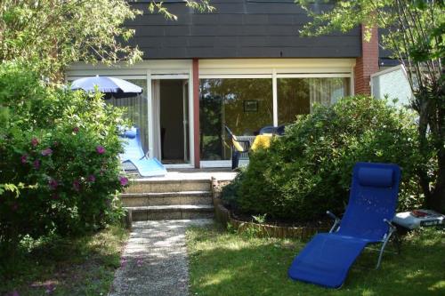 Langeoog Ferienhaus Baldes - Garten mit Liege