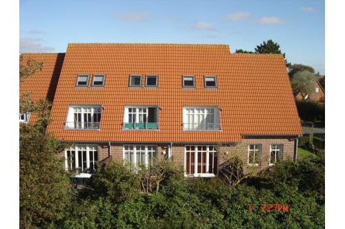 Langeoog Ferienhaus MeerZeit - MeerZeit - Mittelhaus mit Sichtschutz