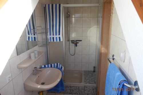 Langeoog Ferienwohnung Fewo H. u. U. Lotze - Fewo Lotze - Bad