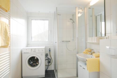 Langeoog Ferienhaus Us Langeoog - Friesenhus - Bad