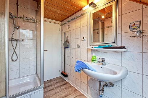 Langeoog Ferienwohnung Habbos Hus - Twee - Wohnung „Twee“ - Bad