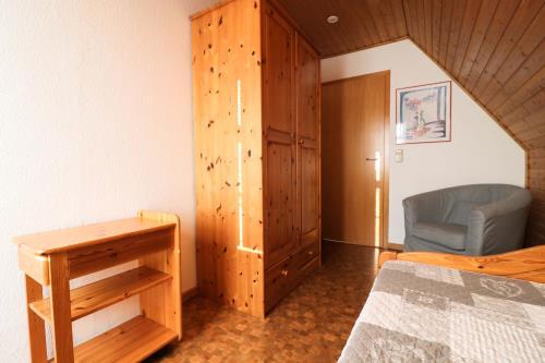 Langeoog Ferienwohnung Vermietung am Meer – Haus Killewipps - Killewipps OG - Schlafzimmer 2