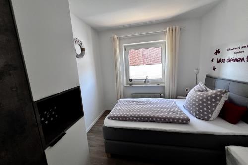 Langeoog Ferienwohnung Haus Wilken - Steuerbord - Boxspringbett 120X200