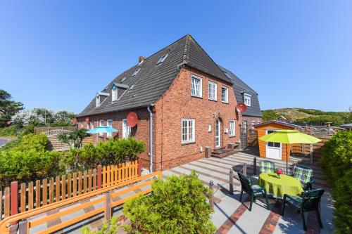 Langeoog Ferienwohnung Haus Strandboje und Haus Dünenrose - Heerenhusstraße 1b
