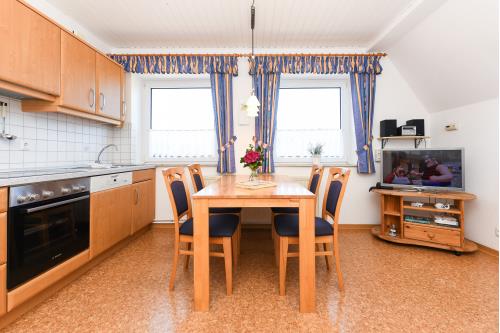 Langeoog Ferienwohnung Haus Strandboje und Haus Dünenrose - Dünenblick - Wohnzimmer/Küche