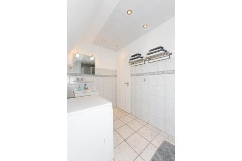 Langeoog Ferienwohnung Haus Strandboje und Haus Dünenrose - Dünenblick - Bad