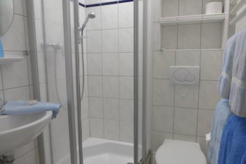 Langeoog Ferienwohnung Haus Janssen - 2 - Bad