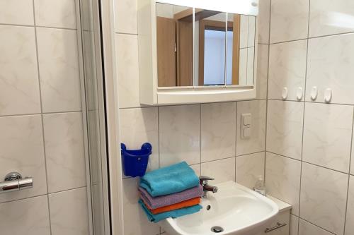 Langeoog Ferienwohnung Haus Krasniqi II - FW 1 - Badezimmer