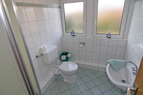 Langeoog Ferienwohnung Haus Numrich - Whg. 2 - Bad & WC