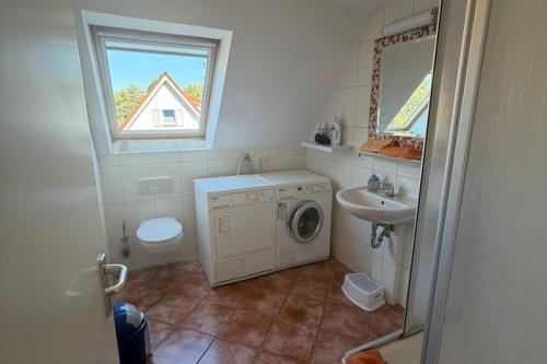 Langeoog Ferienhaus Haus Seelust - 1 - Loog OG Bad