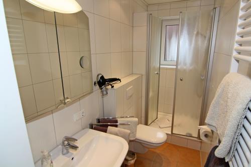 Langeoog Ferienwohnung Haus Seeschwalbe - 7 - Bad