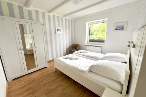 Langeoog Ferienwohnung Haus Strandnah - EG - Schlafzimmer EG