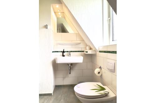 Langeoog Ferienwohnung Haus Strandnah - OG - Duschbad OG