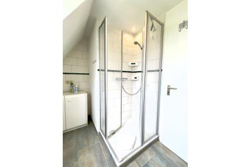 Langeoog Ferienwohnung Haus Strandnah - OG - Duschbad OG