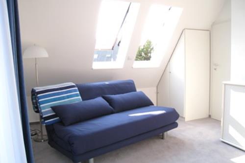 Langeoog Ferienhaus Haus Wellenstern - 1 - Schlafsofa im lichten Dachgeschoss