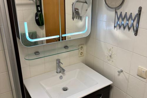 Langeoog Ferienwohnung Inselherz im Haus am Kurzentrum - Waschtisch