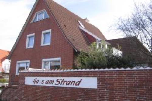 Langeoog Ferienwohnung Haus am Wind / am Strand - 3 - Haus am Strand Vorderansicht