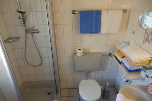 Langeoog Ferienwohnung Im Hasenwinkel - Meister Lampe - Meister Lampe Dusche/WC