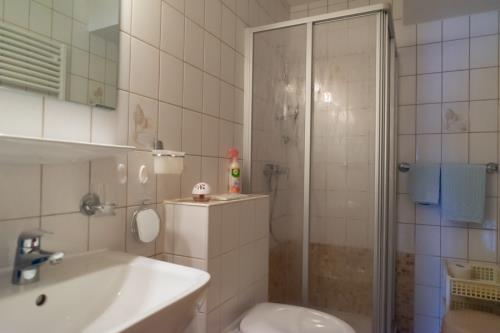 Langeoog Ferienwohnung Inselhaus Ute - Lobelie - Bad