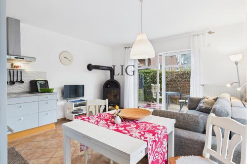 Langeoog Ferienwohnung Kiebitznüst Hübener - Ferienwohnung Rosenbogen