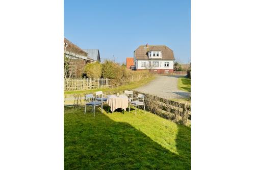 Langeoog Ferienwohnung Kiebitzregenpfeifer - Garten