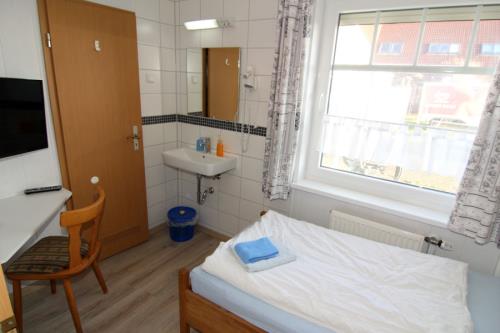 Langeoog Pension Landhaus am Schniederdamm - 1 - zimmer 1