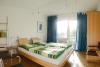 Langeoog Ferienwohnung Margit u. Alexander Steinbüchel - M. u. A. Steinbüchel - Schlafraum 1 von 3