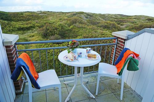 Langeoog Ferienhaus Strandvillen Langeoog - Strandvilla Langeoog II: Blick v. Balkon