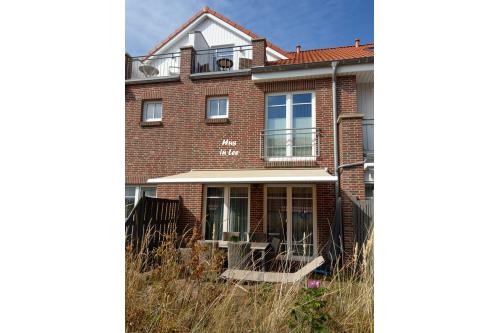 Langeoog Ferienhaus Strandvillen Langeoog - Strandvilla Hus in Lee: Südwest-Terrasse