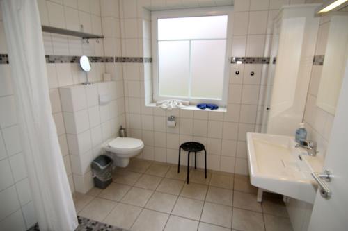 Langeoog Ferienwohnung Süderloog - Hans Lüken - Bad