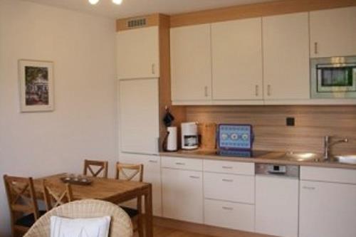 Langeoog Uns Huus Ferienwohnung Sonnenschein - Wohnküche