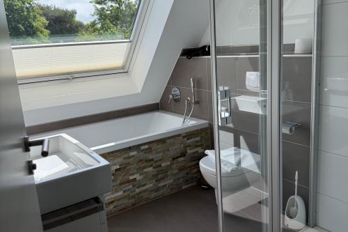 Langeoog Ferienhaus Meerleben - Badezimmer OG