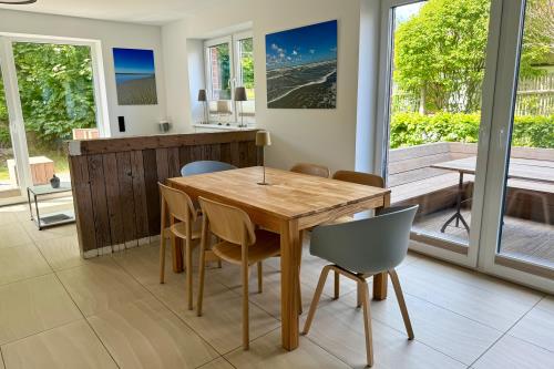 Langeoog Ferienhaus Meerleben - Essbereich