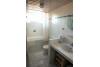 Langeoog Ferienhaus Schäfer - Bad Wanne/Dusch-Kombi, Waschtisch, WC