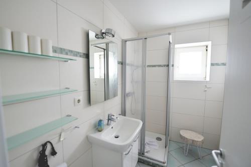 Langeoog Ferienwohnung Twillinghus - Rita Mare - Badezimmer 