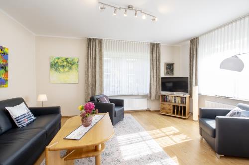 Langeoog Ferienwohnung Das Künstlerhaus - Palette EG - Wohnzimmer