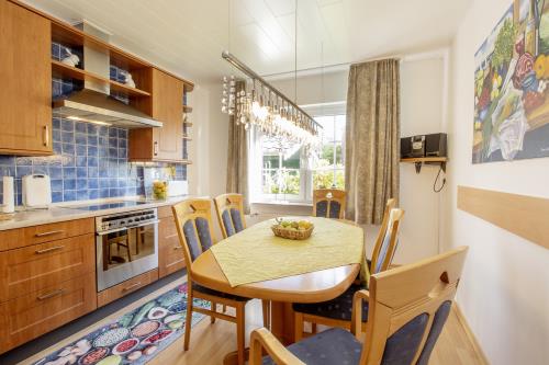 Langeoog Ferienwohnung Das Künstlerhaus - Palette EG - Küche