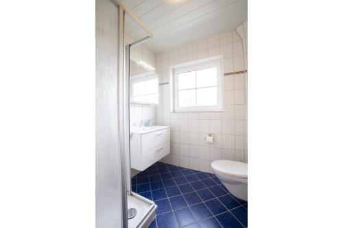 Langeoog Ferienwohnung Das Künstlerhaus - Palette EG - Badezimmer