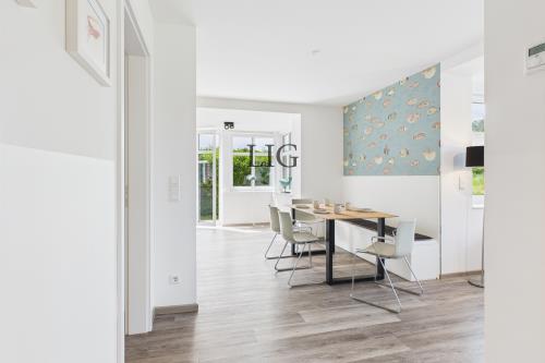 Langeoog Ferienwohnung Haus Norderloog - Captain Carlson - CAM04236G0 PR0050 STILL006