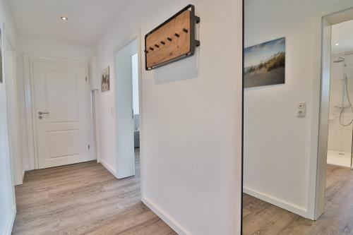 Langeoog Ferienwohnung Vermietung am Meer – Haus Dünenblume - Haus Dünenblume - Wohnung 1 - Flur