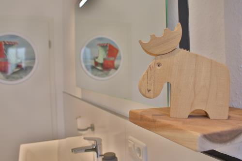 Langeoog Ferienwohnung Vermietung am Meer – Haus Dünenblume - Haus Dünenblume - Wohnung 1 - Badezimmer