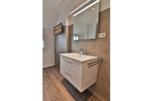 Langeoog Ferienwohnung Vermietung am Meer – Haus Dünenblume - Haus Dünenblume - Wohnung 3 - Badezimmer