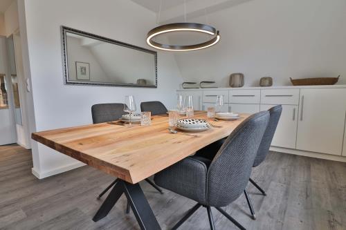 Langeoog Ferienwohnung Vermietung am Meer – Haus Dünenblume - Haus Dünenblume - Wohnung 3 - Essbereich