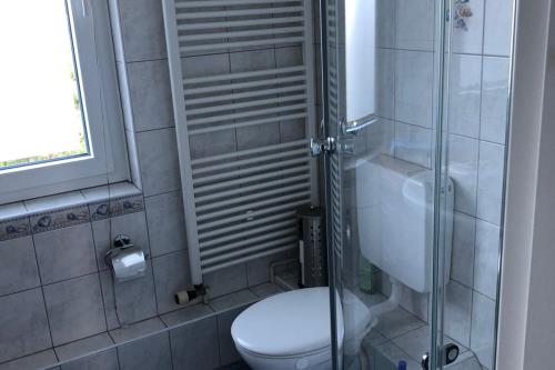 Langeoog Ferienwohnung Haus Hoogelucht - Trientje - Fewo Trientje - Erstes Badezimmer